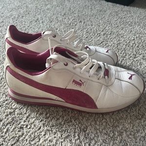 Women’s puma maroon and white shoes
